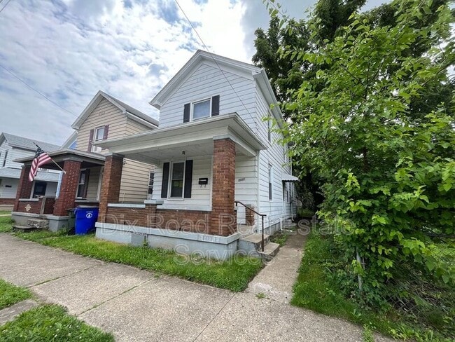 1017 Vine St in Hamilton, OH - Foto de edificio - Building Photo