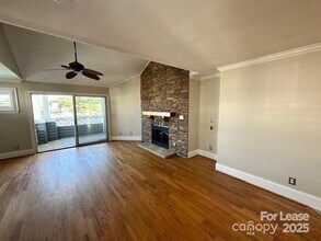 18731 Vineyard Point Ln in Cornelius, NC - Foto de edificio - Building Photo