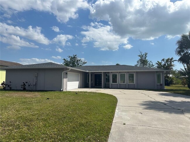 230 Annapolis Ln in Rotonda West, FL - Building Photo - Building Photo
