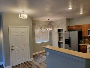 7065 Knob Creek St in Las Vegas, NV - Building Photo - Building Photo