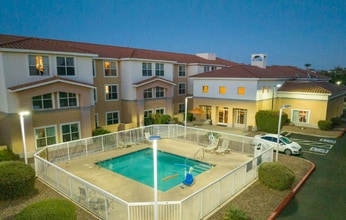 9880 N Scottsdale Rd in Scottsdale, AZ - Building Photo - Building Photo