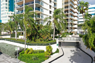 The Coconut Grove Bayshore in Miami, FL - Building Photo - Building Photo