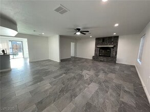2329 N Mallard St in Las Vegas, NV - Building Photo - Building Photo