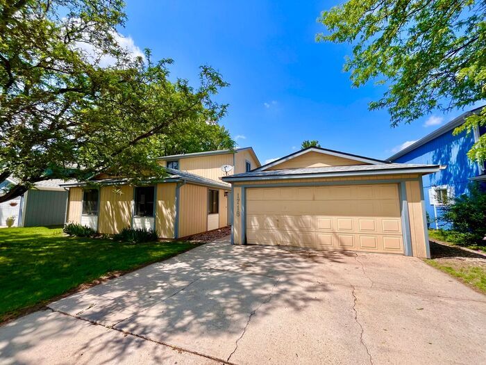 1718 Birmingham Dr in Fort Collins, CO - Building Photo