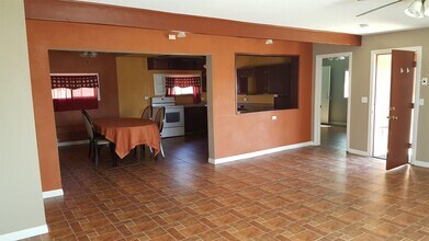 56565 Sunnyslope Dr in Yucca Valley, CA - Building Photo - Building Photo