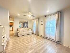 43 Sterling St in Franklin, NJ - Building Photo - Building Photo
