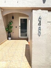 6489 SW 129th Ave in Miami, FL - Building Photo - Building Photo