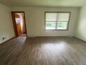 912 Mather St in Green Bay, WI - Building Photo - Building Photo