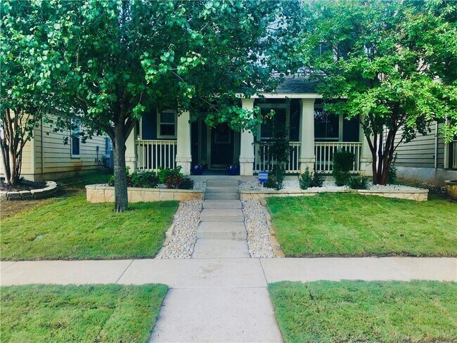 1813 Enchanted Rock Dr