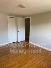1326 Hopewell Ave in Peterborough, ON - Building Photo - Building Photo