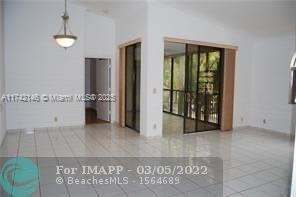 10631 NW 14th St in Plantation, FL - Foto de edificio - Building Photo