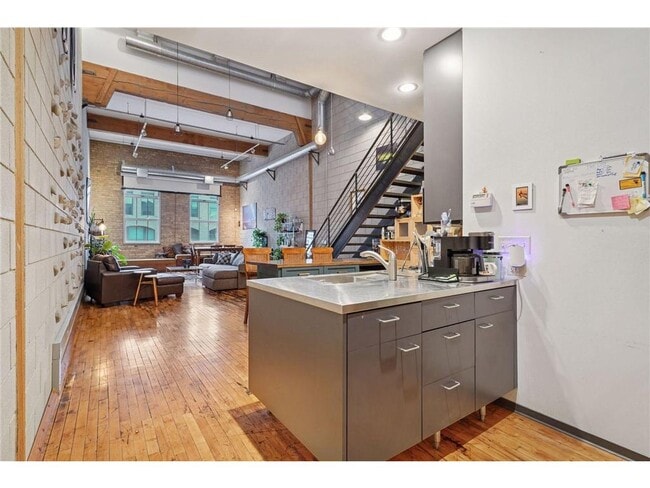 801 N Washington Ave in Minneapolis, MN - Foto de edificio - Building Photo