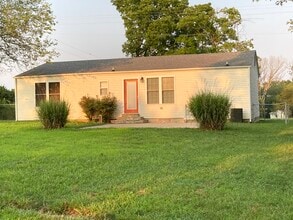 215 Bethel Church Rd in St. Clair, MO - Building Photo - Building Photo