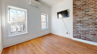 2419 Lorillard Pl in Bronx, NY - Building Photo