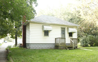 3425 Brooklyn Rd in Jackson, MI - Building Photo - Building Photo