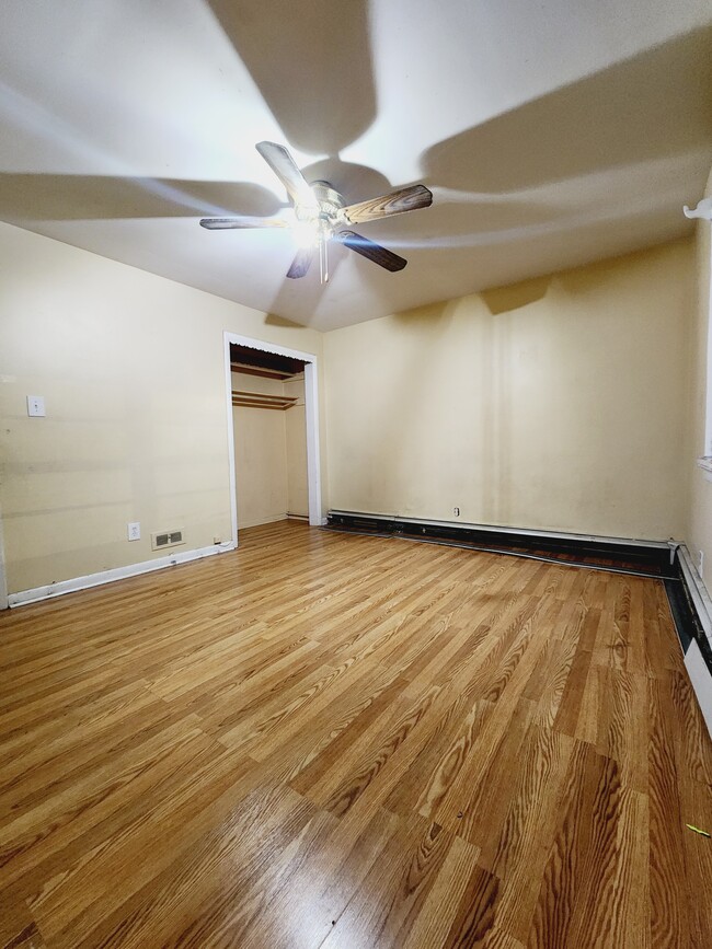 6 Rose Ave, Unit 2R in Jersey City, NJ - Building Photo - Building Photo