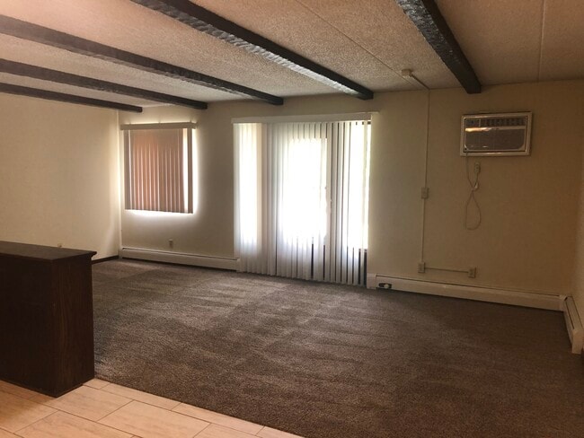 304 4th St S, Unit 102 in Sauk Rapids, MN - Building Photo - Building Photo