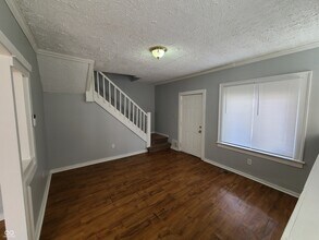 145 W 35th St in Indianapolis, IN - Building Photo - Building Photo