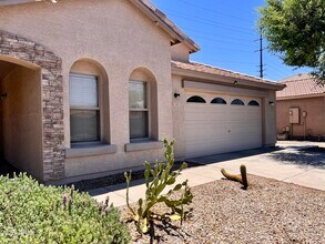 1825 E Aloe Pl in Chandler, AZ - Building Photo - Building Photo