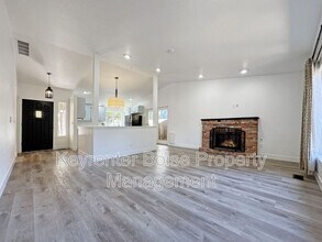 5624 Drawbridge Dr in Boise, ID - Building Photo - Building Photo