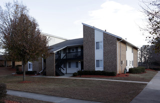 Woodstream Apartments