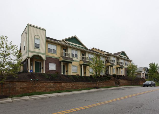 Cherry Hill in Kansas City, MO - Building Photo - Building Photo