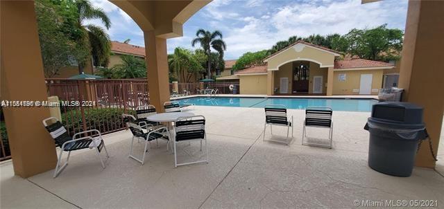 7830 NW 6th St, Unit 3 BEDROOM PEMBROKE in Pembroke Pines, FL - Building Photo - Building Photo