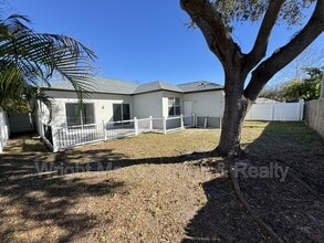 1839 Sunrise Dunes Ct in Tarpon Springs, FL - Building Photo - Building Photo