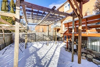 2 Grittani Ln in Toronto, ON - Building Photo - Building Photo