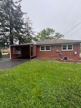 341 N Maple Rd in Ann Arbor, MI - Building Photo - Building Photo