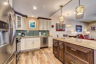 7848 E Bonita Dr, Unit 0807 in Scottsdale, AZ - Foto de edificio - Building Photo