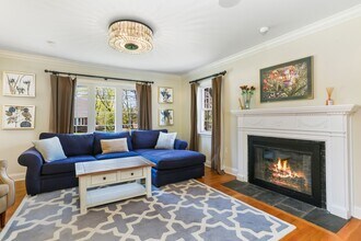 1 Ernel Dr in Greenwich, CT - Building Photo - Building Photo