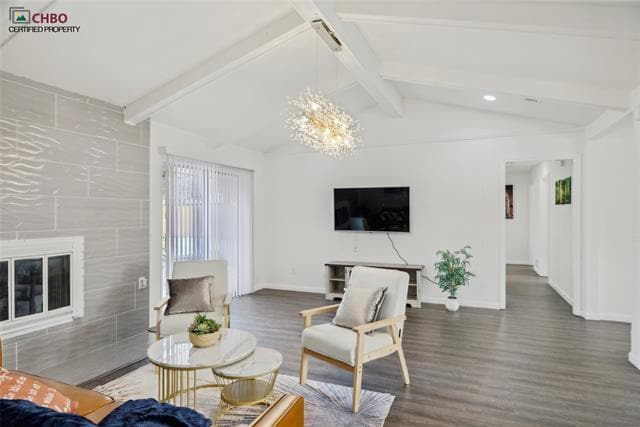property at 711 Rivercrest Blvd