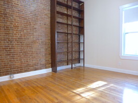 690 Massachusetts Ave in Boston, MA - Building Photo