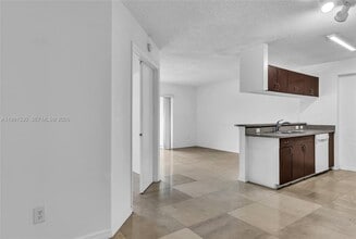 470 S Park Rd in Hollywood, FL - Building Photo - Building Photo