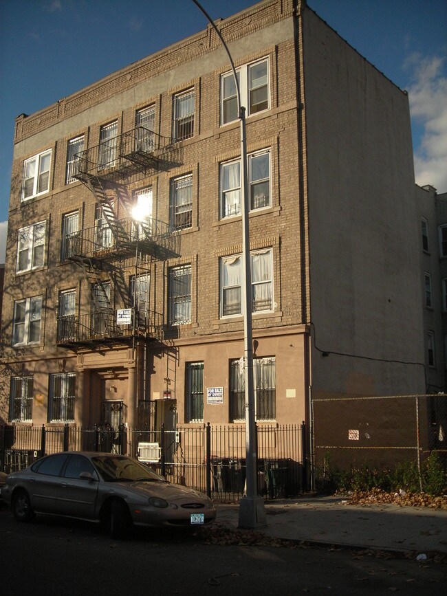 269 KOSCIUSZKO ST in Brooklyn, NY - Building Photo - Building Photo