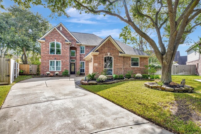 property at 1639 Lakeside Enclave Dr
