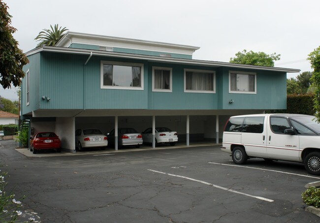 1305 Bath St in Santa Barbara, CA - Foto de edificio - Building Photo