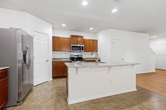 4638 Chatterton Way in Riverview, FL - Building Photo - Building Photo