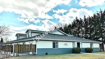 607 W Michigan Ave in Norfolk, NE - Building Photo