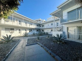 7271 Gary Ave in Miami Beach, FL - Building Photo