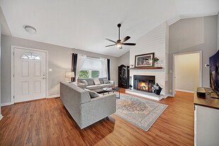 638 Copperfield Dr in Knoxville, TN - Building Photo