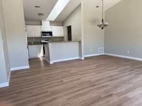 916 Villa Terrace in Brentwood, CA - Building Photo - Building Photo