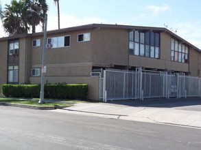 4001 Palmyra Rd in Los Angeles, CA - Building Photo - Building Photo