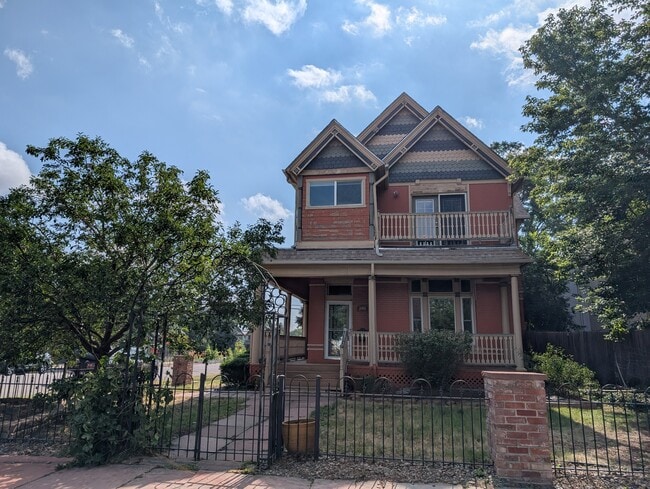 property at 2860 Humboldt St