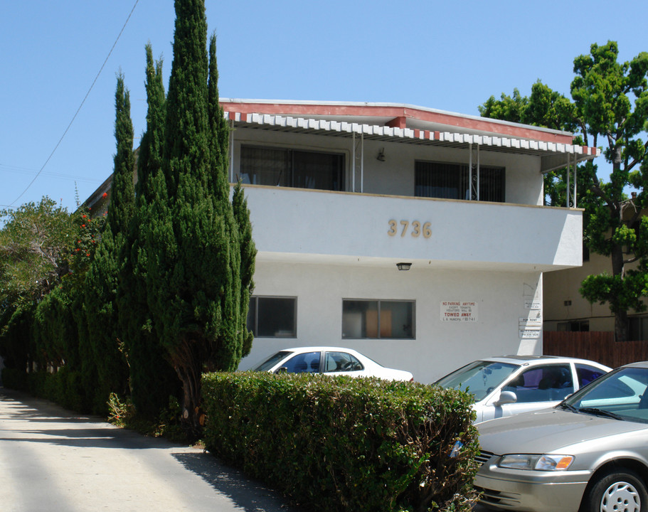 3736 Westwood Blvd in Los Angeles, CA - Foto de edificio