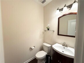 13432 Gardiner Ln in Milton, GA - Foto de edificio - Building Photo