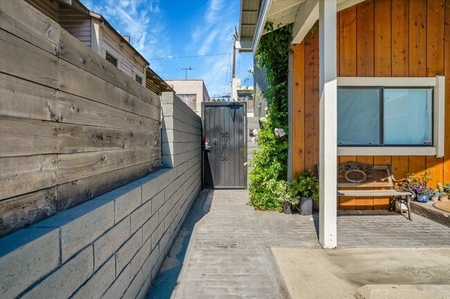 771 Newport Ave, Unit 3 in Long Beach, CA - Building Photo - Building Photo
