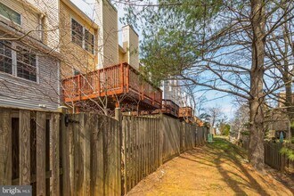 7782 Marshall Heights Ct in Falls Church, VA - Building Photo - Building Photo