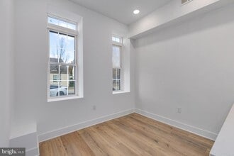 1535 N 6th St in Philadelphia, PA - Foto de edificio - Building Photo